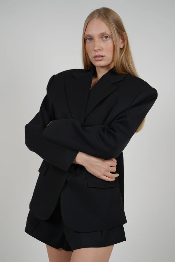 SCULPTED BLAZER
