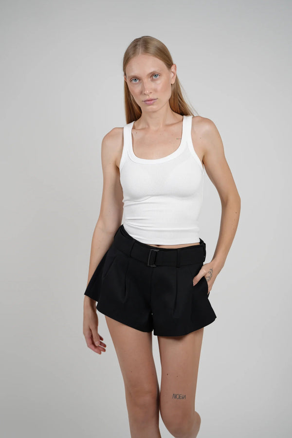 SCULPTED SHORTS