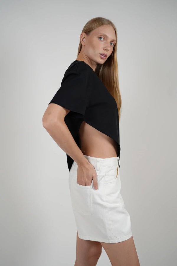 TWISTED T-SHIRT