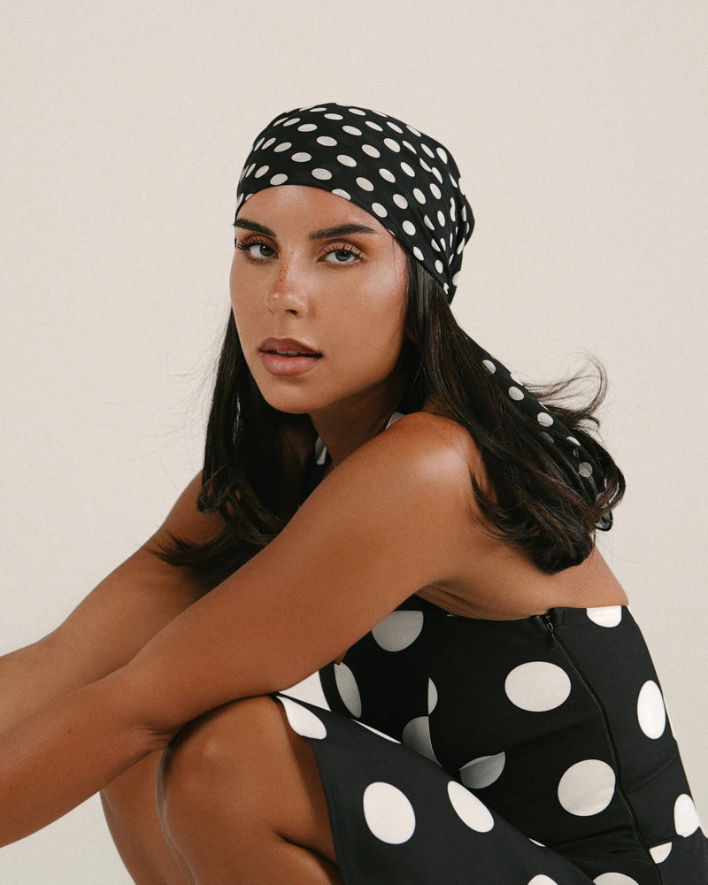 THE SOPHIA SCARF
