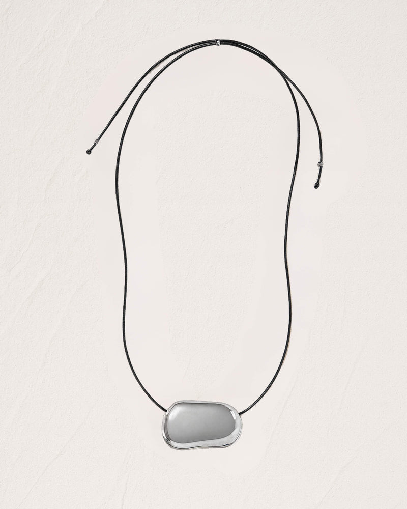 SCULPTURAL NECKLACE - SILVER
