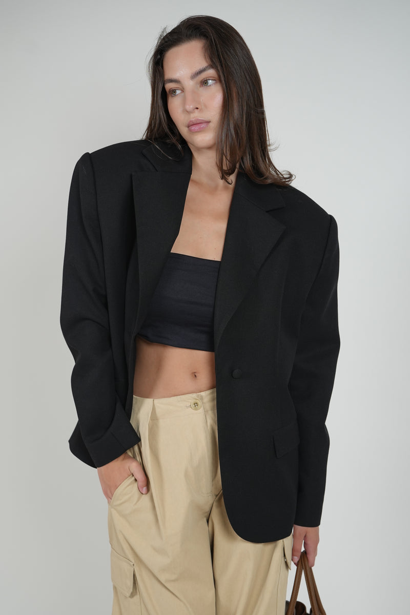 SCULPTED BLAZER
