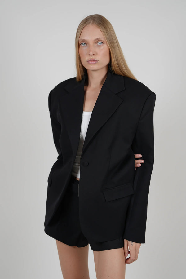 SCULPTED BLAZER