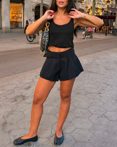 SCULPTED SHORTS