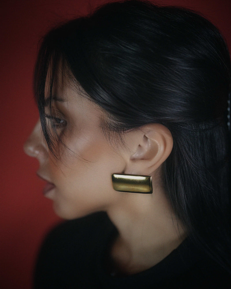 RECTANGULAR EARRINGS - GOLD