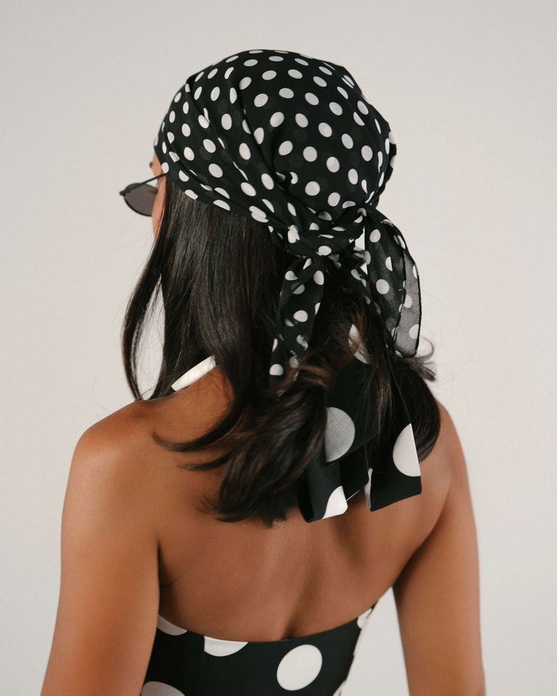 THE SOPHIA SCARF