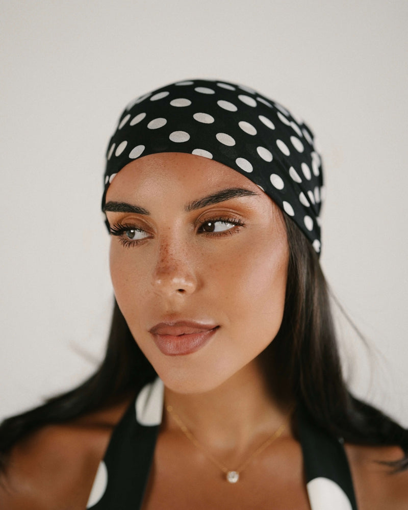 THE SOPHIA SCARF